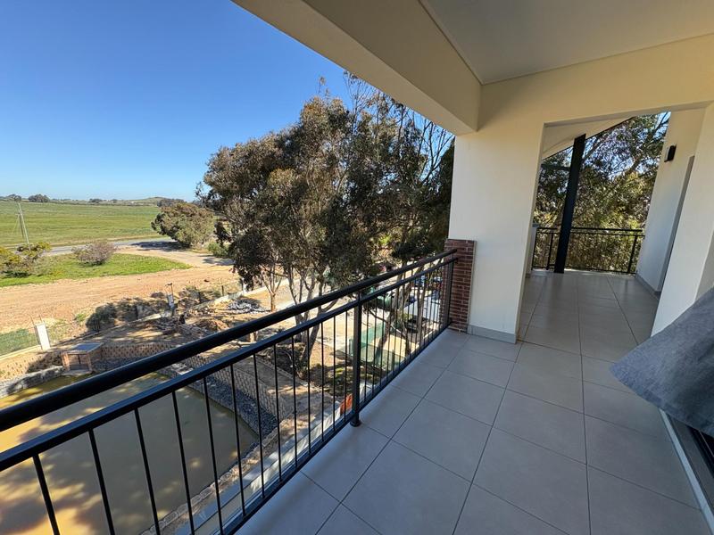To Let 1 Bedroom Property for Rent in Richwood Western Cape